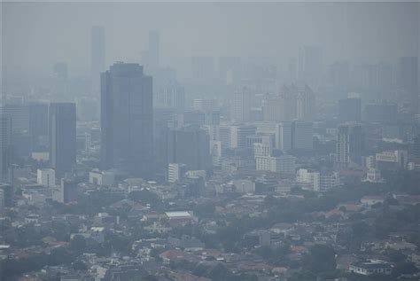 Jakarta is the world’s most polluted city. Blame the dry season and vehicles for the gray skies